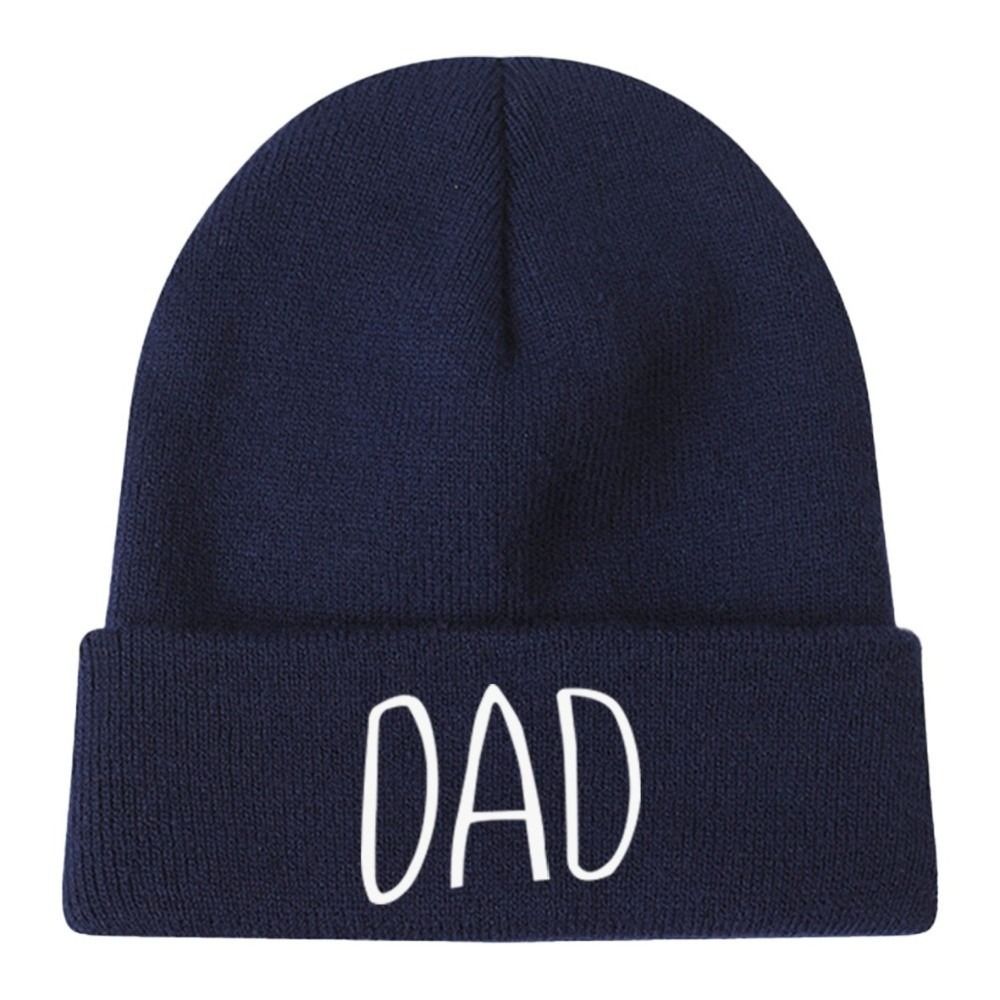 Beanie Cuffed Knit - ストレッチ素材のカフ付きニットビーニー、お父さんお母さんお揃い、柔らかい親子スカルキャップ、筆記体の文字刺繍、伸縮性のある折り返しブリム